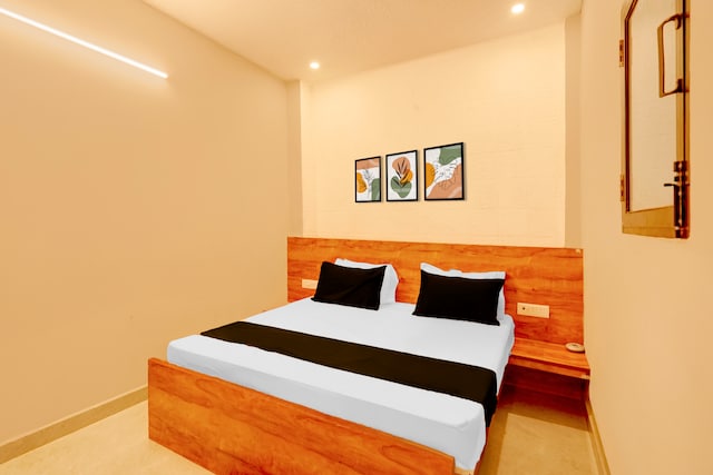 Hotel O Swarg Inn