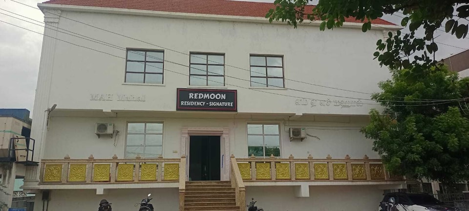 Hotel O  REDMOON RESIDENCY SIGNATURE, Anna Nagar Chennai, Chennai