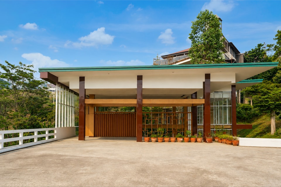Dancenter Pondokan Tjiburial Dago, Bandung, Bandung