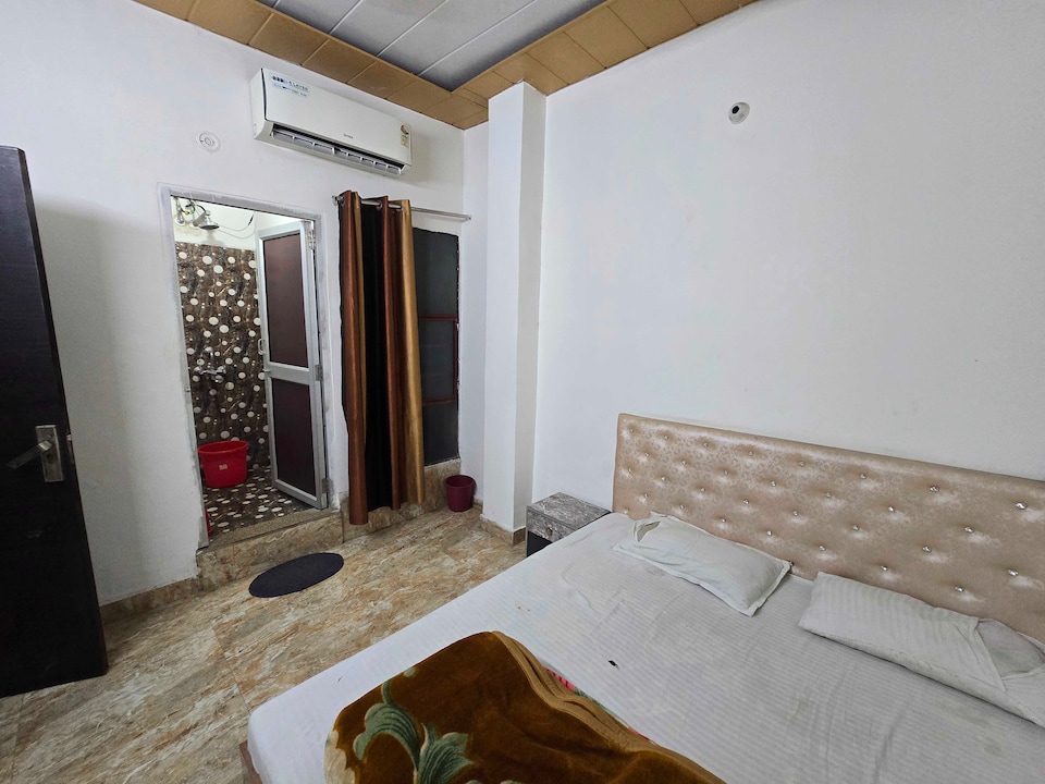 Hotel O kaven grand, Golden Temple Road Amritsar, Amritsar