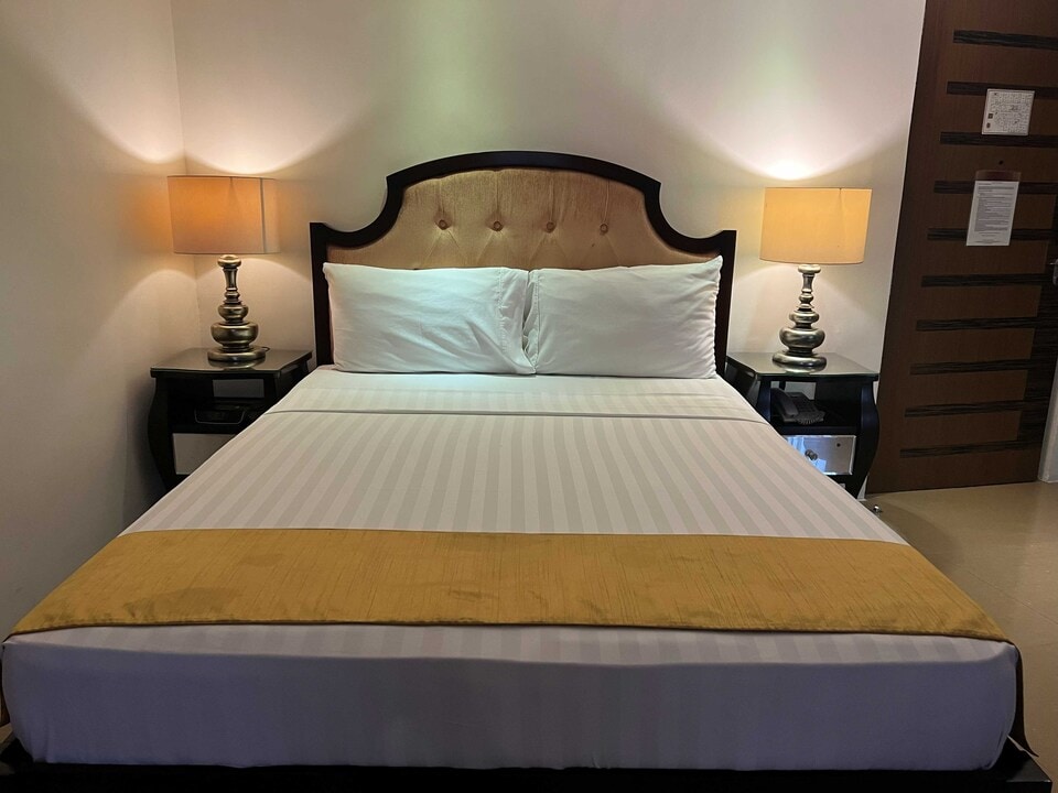 Torre Venezia Suites By Belvilla , Malate Manila, Manila