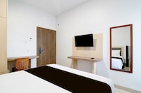 Collection O near Mall Ciputra formerly Lucky Stay