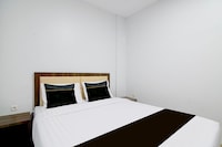 Collection O near Mall Ciputra formerly Lucky Stay