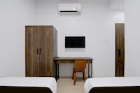 Collection O near Mall Ciputra formerly Lucky Stay