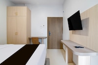 Collection O near Mall Ciputra formerly Lucky Stay