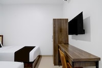 Collection O near Mall Ciputra formerly Lucky Stay