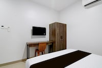 Collection O near Mall Ciputra formerly Lucky Stay