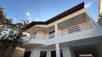 OYO Gratitud Home