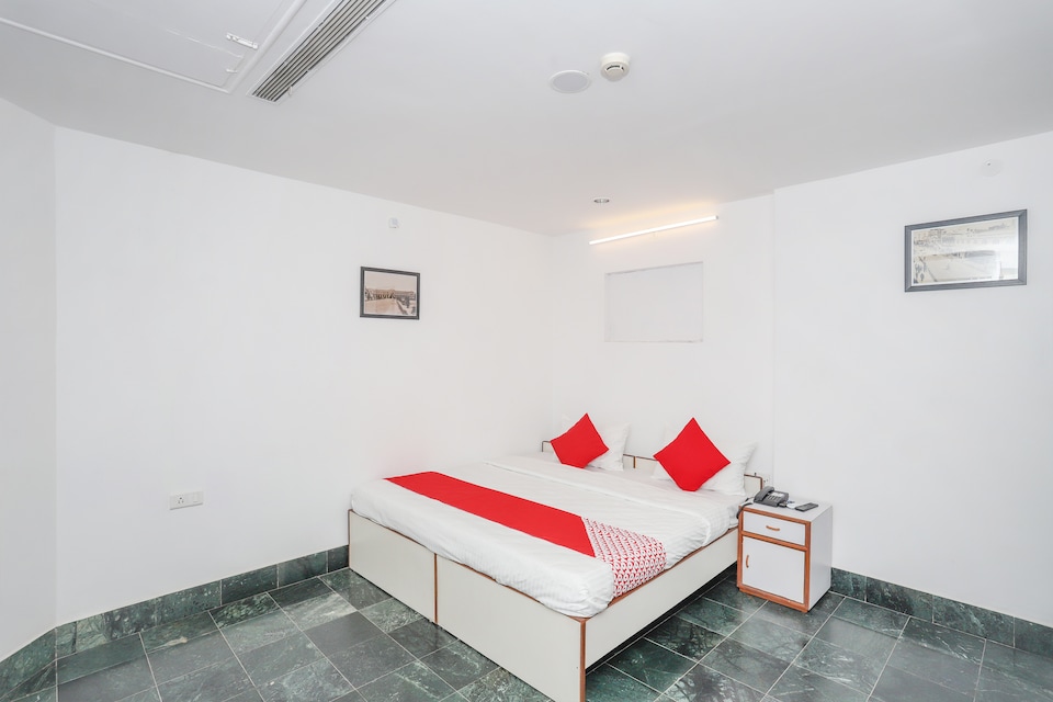 Hotel O Townhall, Shantinagar Bangalore, Bangalore