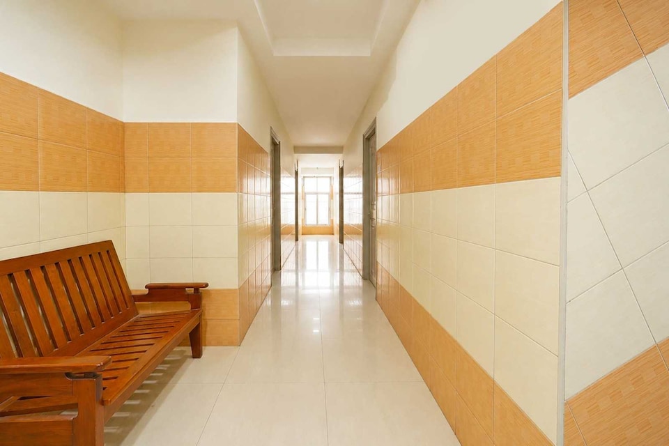 Hotel O Seven Hills Grand, Nad Visakhapatnam, Visakhapatnam