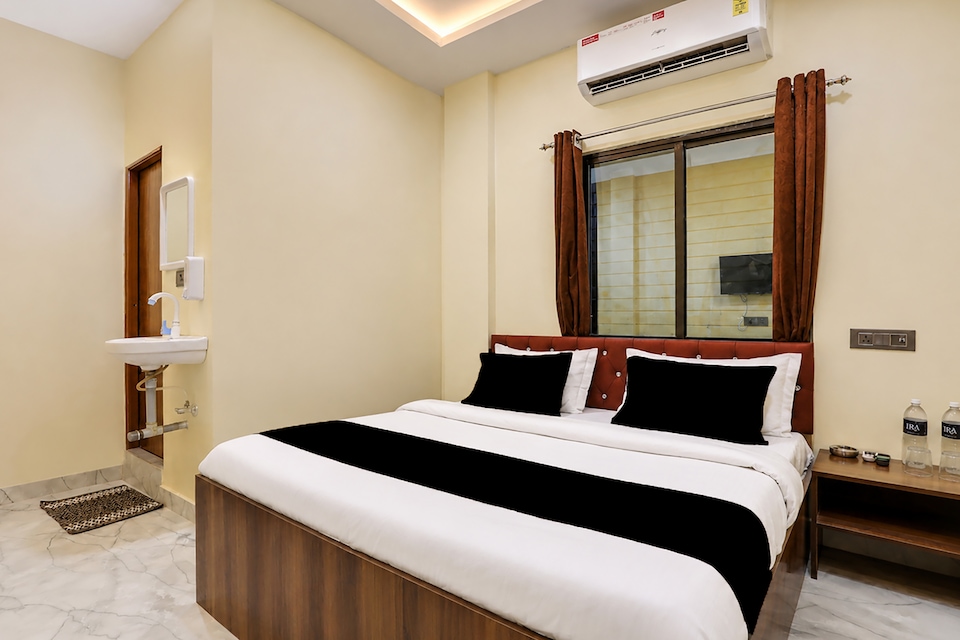 HOTEL O ROYAL LOTUS, Bus Stand Nagpur, Nagpur