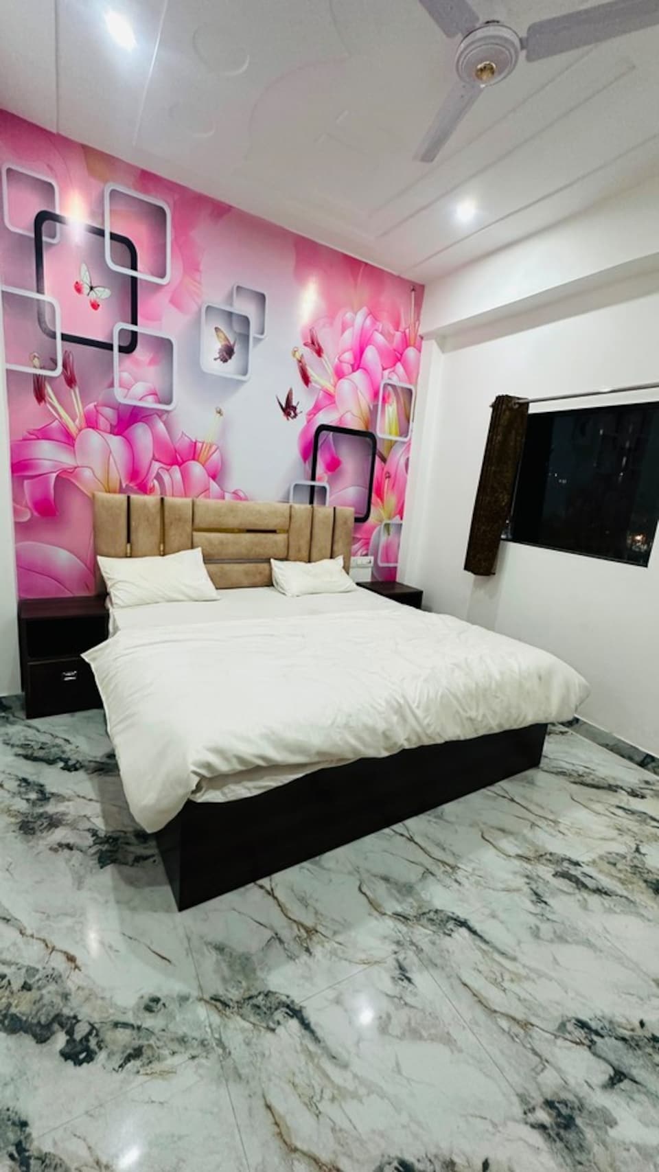 Hotel O KR PALACE HOME STAY , Fatehabad Road, Agra