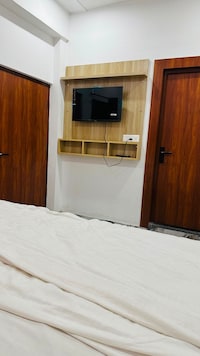 Hotel O KR PALACE HOME STAY 