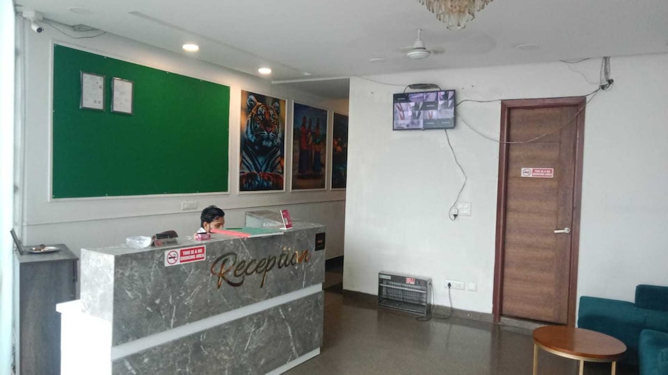 Hotel O Unique Luxury, Zirakpur, Zirakpur