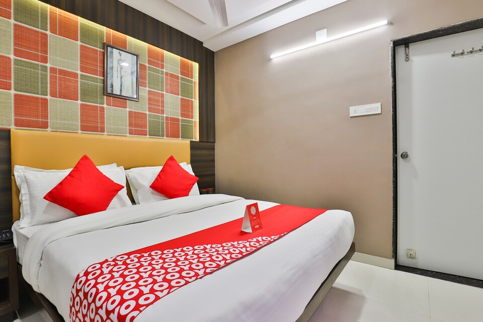 OYO 15378 Ratna Palace, Chandkheda Ahmedabad, Ahmedabad