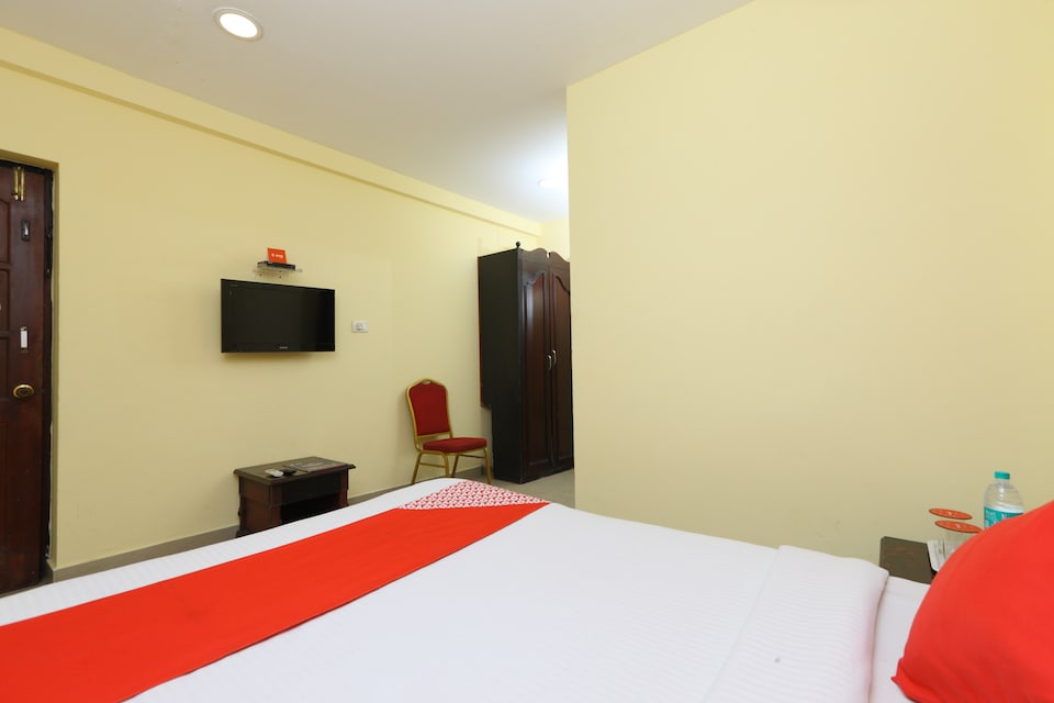 OYO 15379 BKR Convention Centre, T Nagar Chennai, Chennai