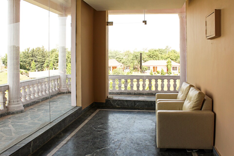 OYO 2691 Rajmahal Resort, Neemrana, Neemrana