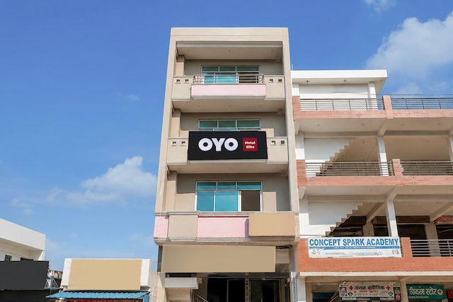 Hotel O Elite