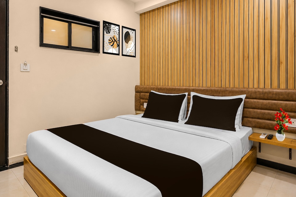 Hotel O Hanspura Bus Terminal Formerly Dream, Ahmedabad Airport, Ahmedabad