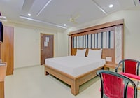 Hotel O V Star 