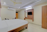 Hotel O V Star 