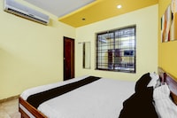 HOTEL O SHREE ROXY PLAZA