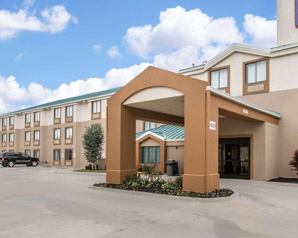 The Douillet By Demeure Hotels, C73108, Oklahoma City OK