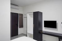 Collection O near Transmall Padang formerly New Living