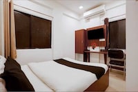Hotel O Wardha Road Nagpur