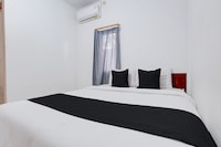 Hotel O near Ahmad Yani International Airport formerly De Costa