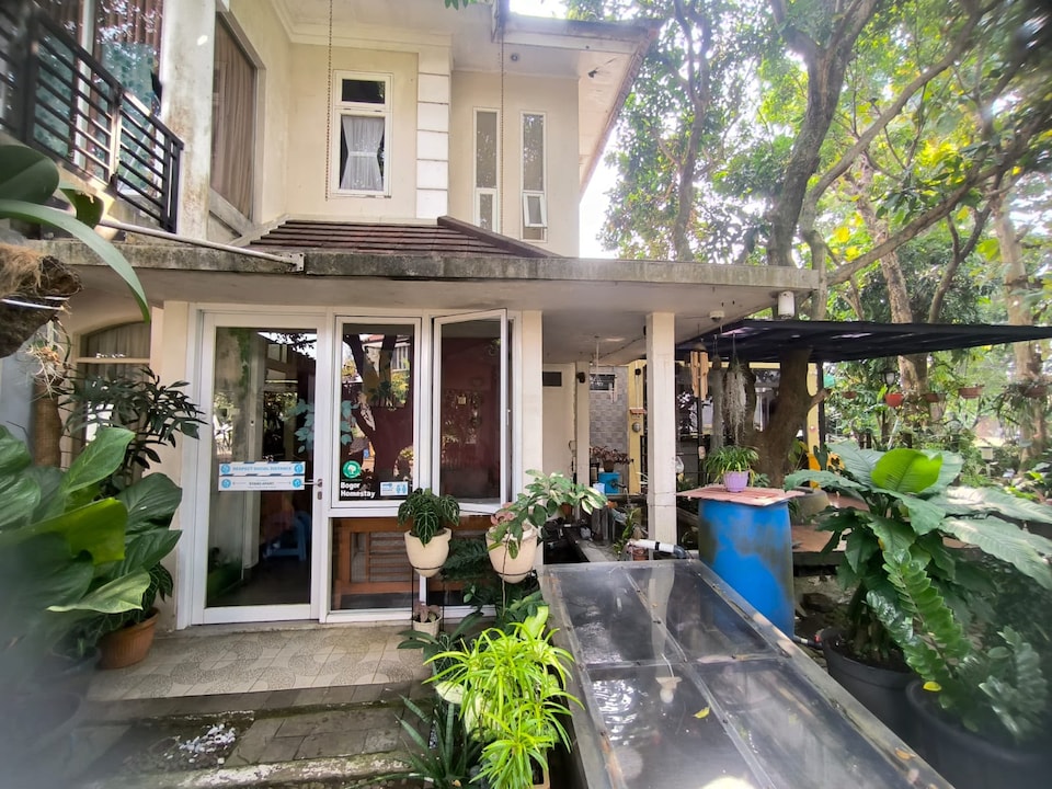 Collection O near Club Golf Bogor Raya formerly Homestay Helinium Syariah, Bogor, Bogor
