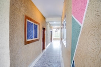 SPOT ON  Hotel Aarav Palace 