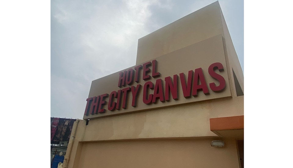 Hotel O THE CITY CANVAS, Park Circus Kolkata, Kolkata