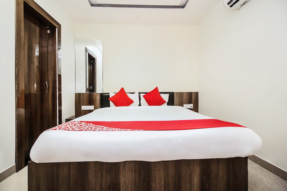 Hotel O Galaxy Palace, Ajmer Central, Ajmer