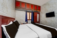 Super Collection O Omni Bus Terminal Gandhipuram Formerly Apple Grand