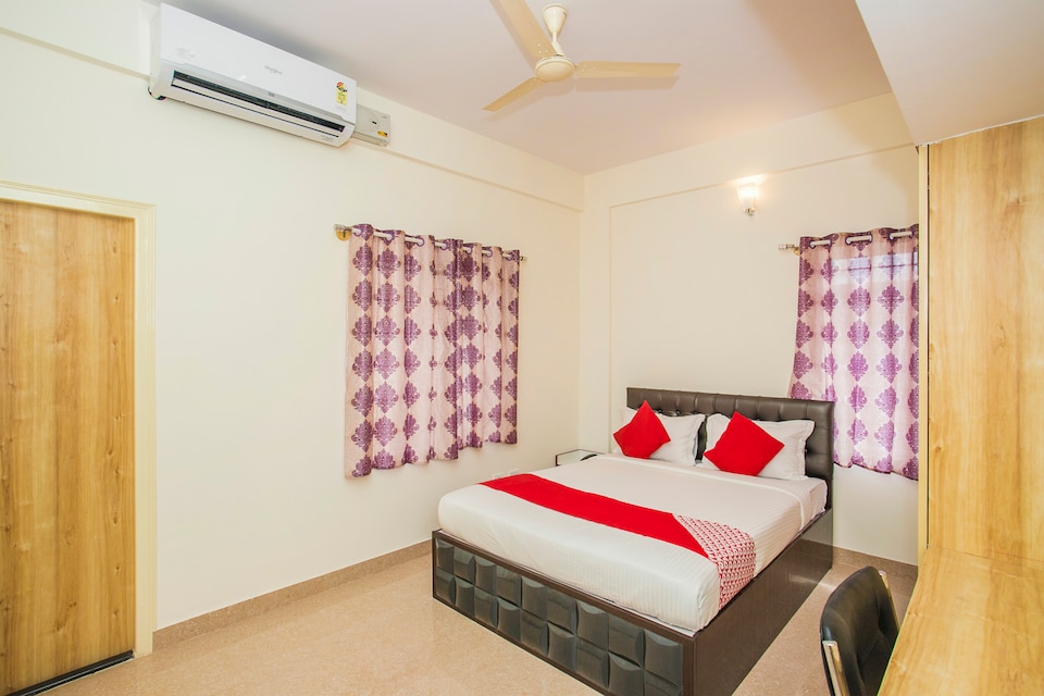 OYO 15430 Sagar Comforts, Airport Road Bangalore, Bangalore