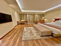 Clubhouse Hotel by CheckIn Amritsar