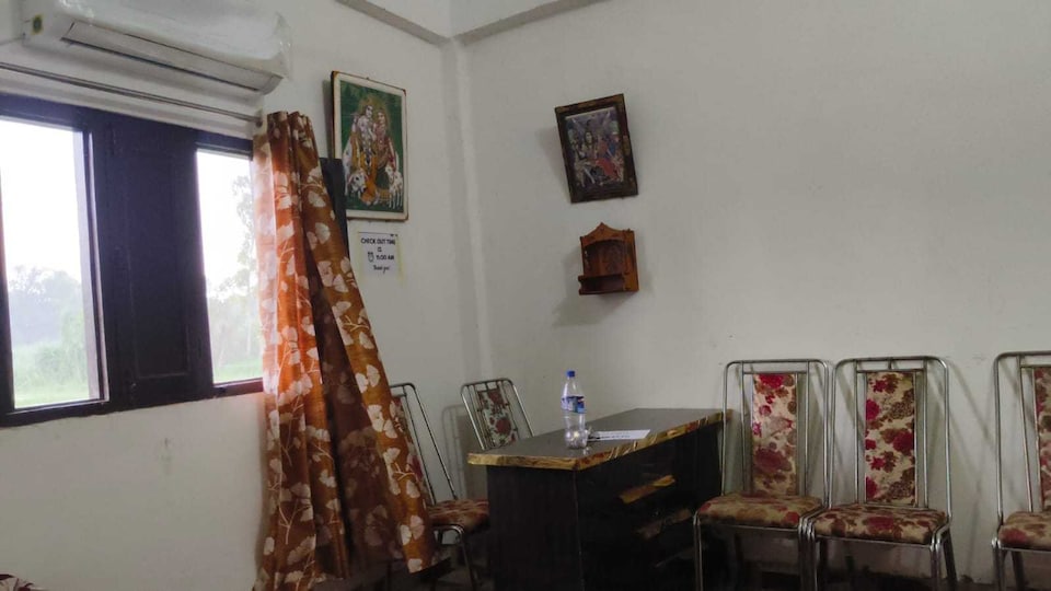 Hotel O SMD GRAND RESORT, Sitapur, Sitapur
