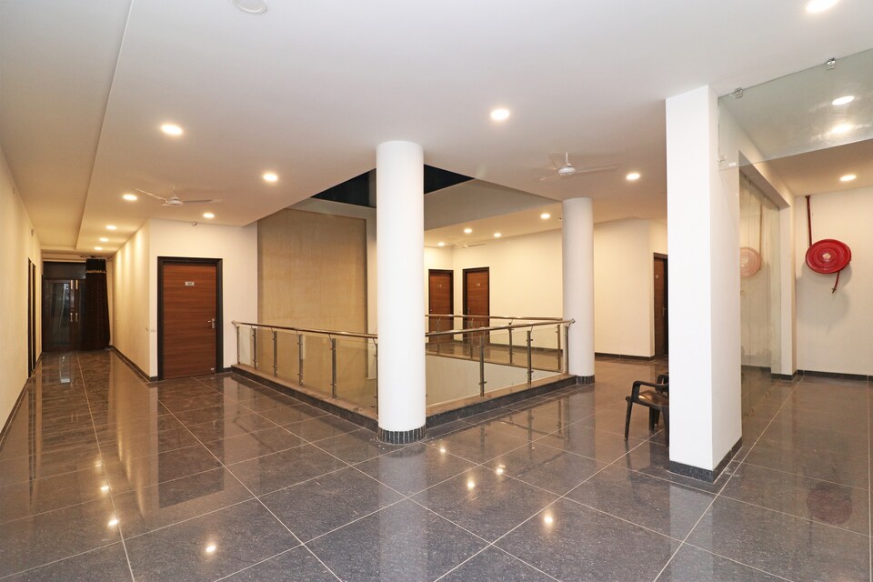 OYO Flagship 15448 Green plaza Sector 10, Old Gurgaon, Gurgaon