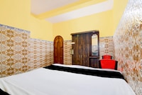 SPOT ON Hotel Swapno Nir