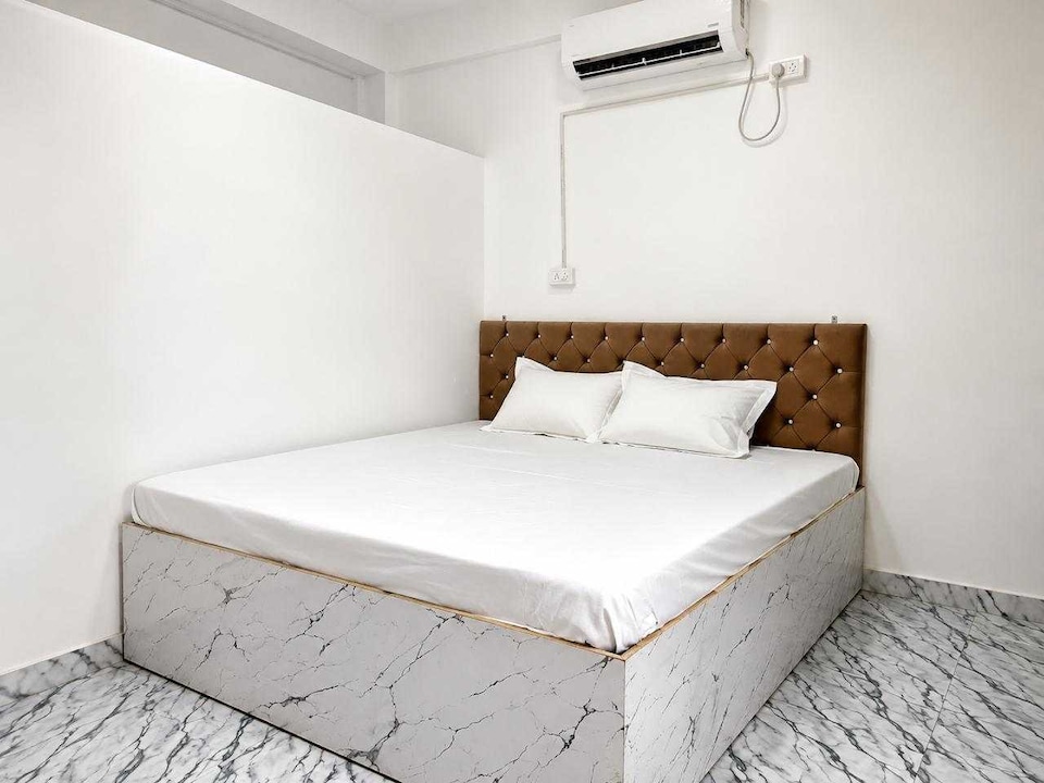 Hotel O Sweet Oyo Hotal, Mungra Badshahpur, Mungra Badshahpur