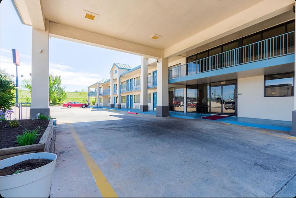 Eco Lodge Inn & Suites Bentonville near I 49, Bentonville, AR, Bentonville, AR