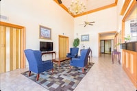Eco Lodge Inn & Suites Bentonville near I 49
