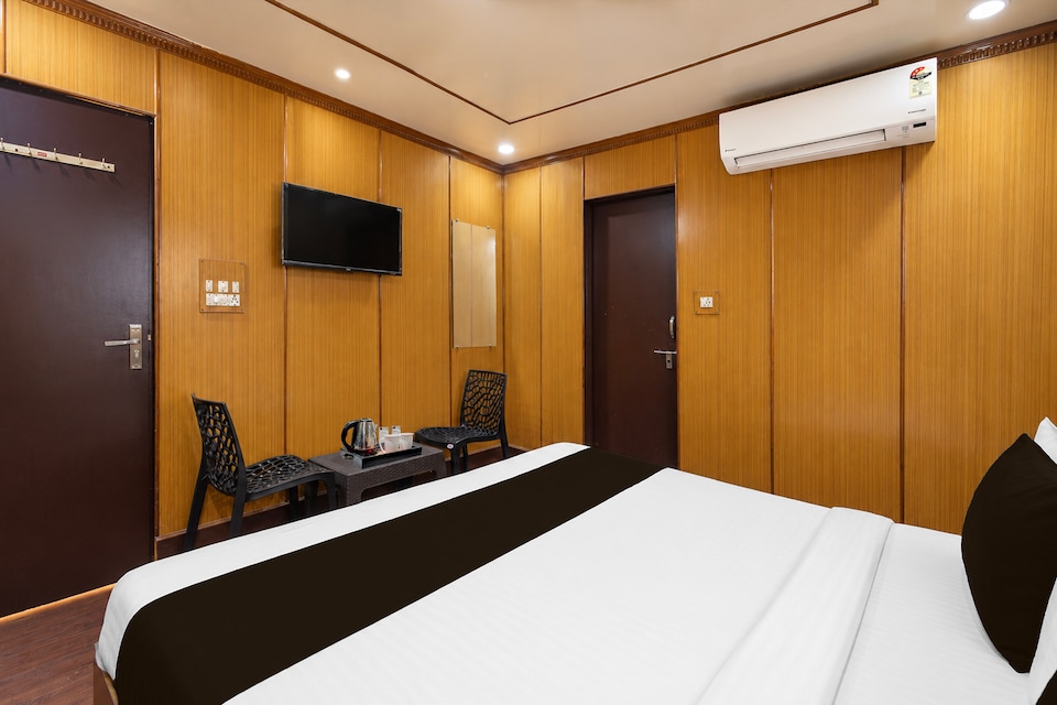Hotel O Lakdi Ka Pul Formerly Stay Comfort, Lakdikapul, Hyderabad