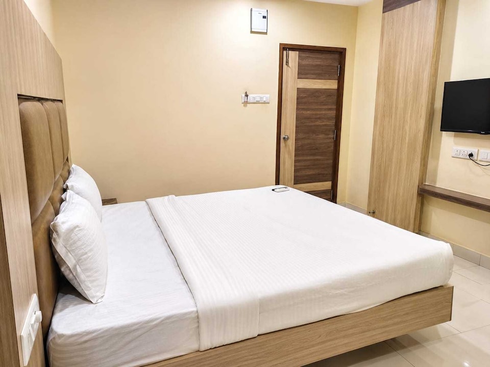 Hotel O Lakdi Ka Pul Formerly Stay Comfort, Lakdikapul, Hyderabad