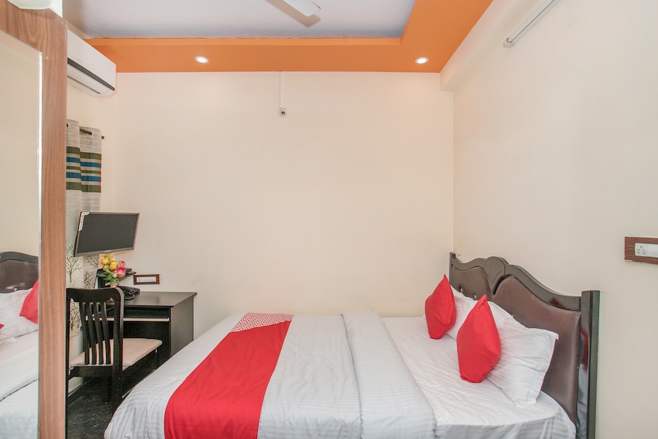 OYO 15482 Delite Suites, Yehalanka Bangalore, Bangalore