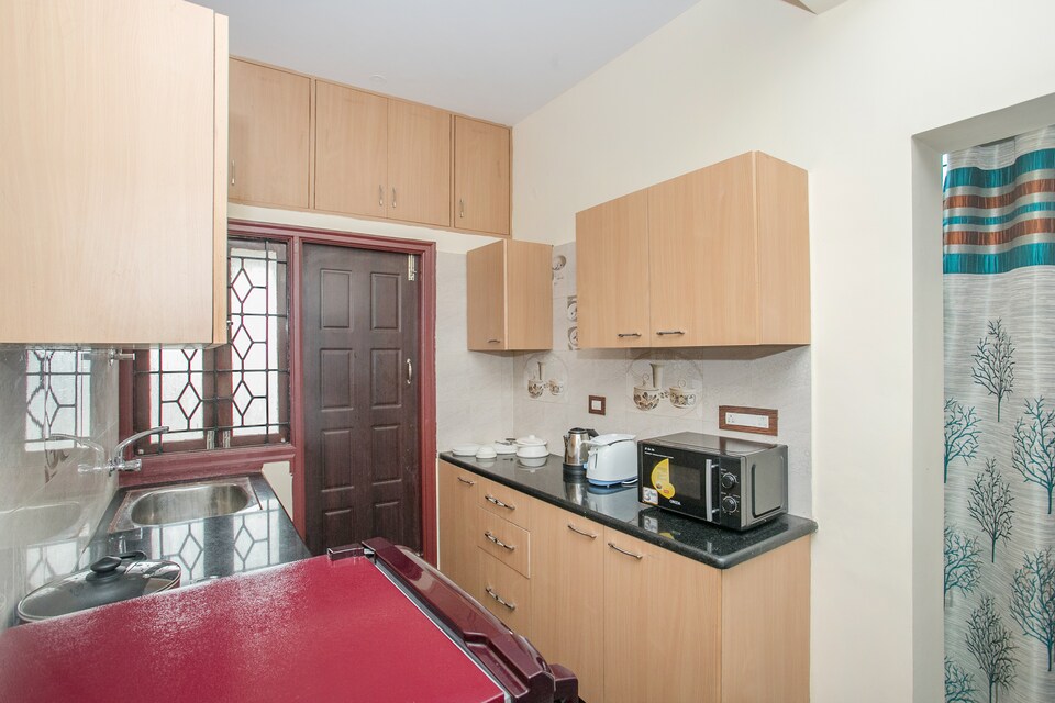 OYO 15482 Delite Suites, Yehalanka Bangalore, Bangalore