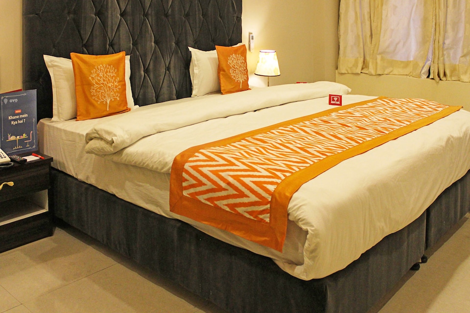 OYO 2702 Hotel Mansarover International, Har Ki Pauri Haridwar, Haridwar