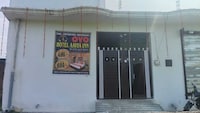 HOTEL O AAVYA INN