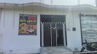 HOTEL O AAVYA INN